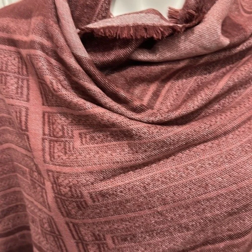 BCBGMAXAZARIA Scarf/Wrap🧣
